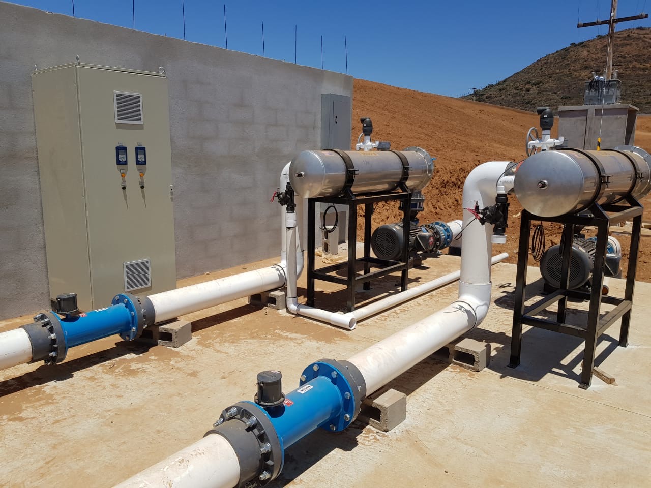 Estación de rebombeo con tanques de presión